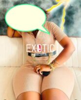 Pamela – Your Ultimate Curvy Temptation 🔥